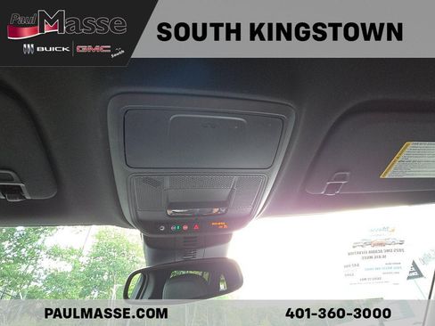 Used 2025 GMC Acadia Elevation w/ Elevation Premium Package AWD/4WD image 15