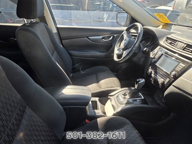 Used 2018 Nissan Rogue SV w/ Premium Package FWD image 9
