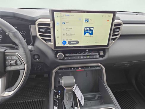 New 2026 Toyota Tundra Limited AWD/4WD image 7