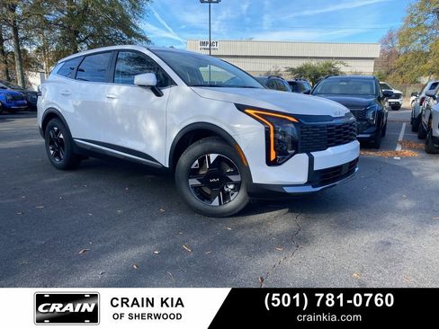 New 2026 Kia Sportage LX FWD image 1