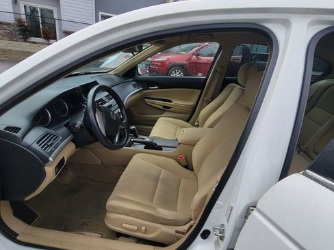 Used 2011 Honda Accord LX-P image 11
