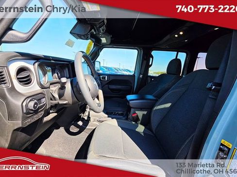 Used 2024 Jeep Wrangler Sport S image 22