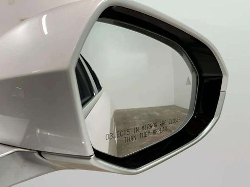 Used 2025 BMW 530i image 32