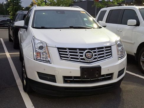 Used 2015 Cadillac SRX Luxury w/ Driver Awareness Package AWD/4WD image 2