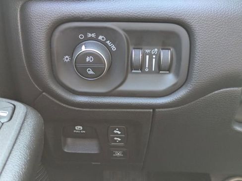 New 2026 RAM 1500 Big Horn AWD/4WD image 25