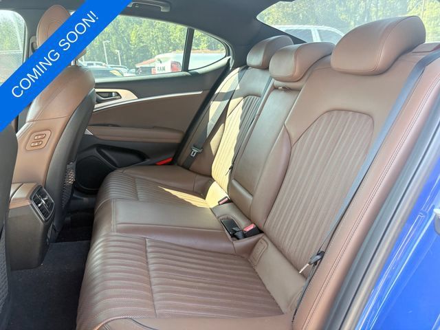 Used 2020 Genesis G70 3.3T w/ Elite Package RWD image 4