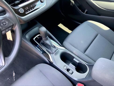 Used 2024 Toyota Corolla LE FWD image 16