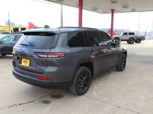 Used 2024 Jeep Grand Cherokee L Laredo image 60