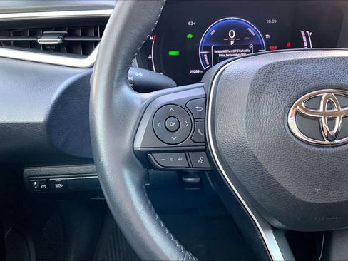 Used 2024 Toyota Corolla XLE image 24