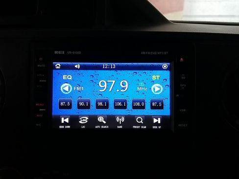 Used 2015 Ford E-450 and Econoline 450 Super Duty w/ Power Windows & Locks Group image 24