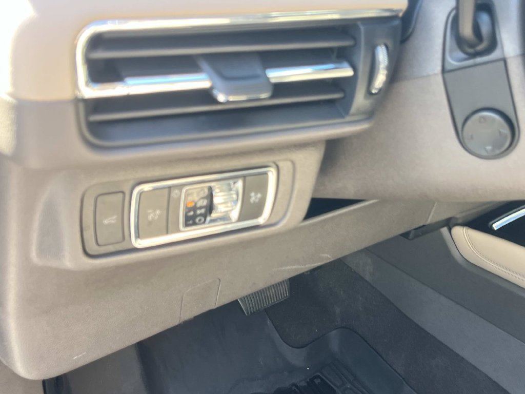 Used 2024 Lincoln Corsair FWD w/ Equipment Group 101A image 35