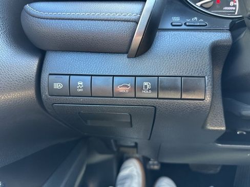 Used 2024 Toyota Camry SE image 24