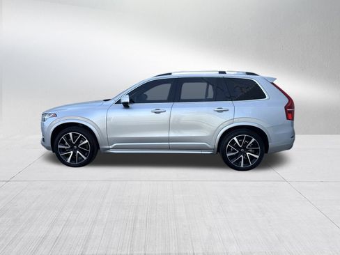 Used 2019 Volvo XC90 T6 Momentum image 4