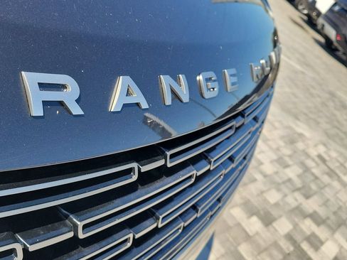 New 2026 Land Rover Range Rover Long Wheelbase SE AWD/4WD image 9