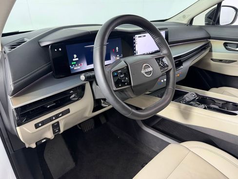 Used 2025 Nissan Murano SL w/ Cargo Package image 21