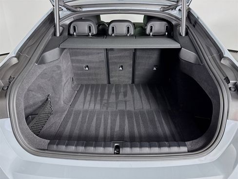 Certified 2024 BMW i4 eDrive40 w/ M Sport Package image 28