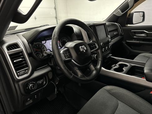 Used 2019 RAM 1500 Big Horn AWD/4WD image 18