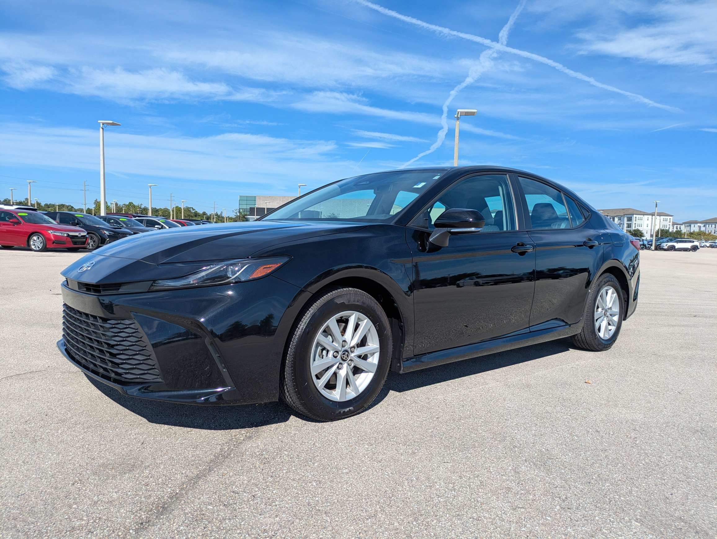Used 2026 Toyota Camry LE FWD image 8