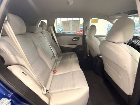 Used 2022 Nissan Rogue SV image 27