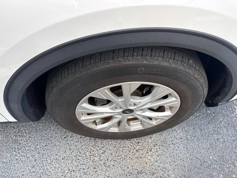 Used 2023 Ford Escape Active w/ Tech Pack #2 FWD image 4