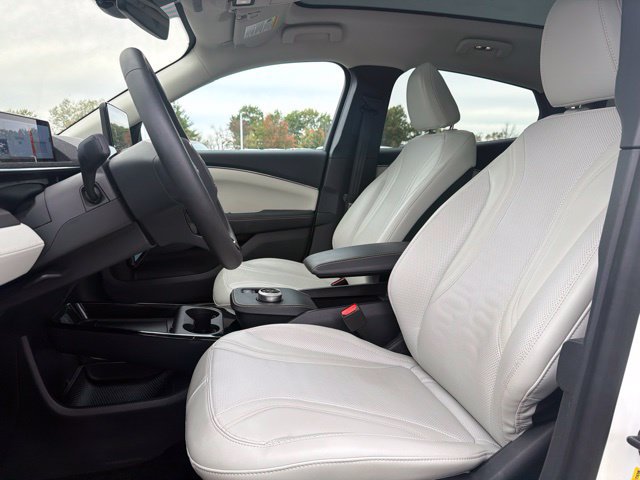 Used 2023 Ford Mustang Mach-E Premium AWD/4WD image 25