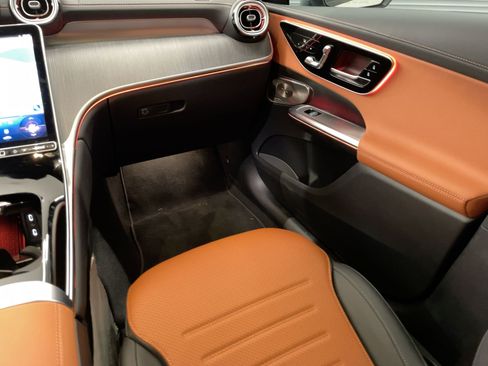 New 2025 Mercedes-Benz GLC 350e 4MATIC image 29