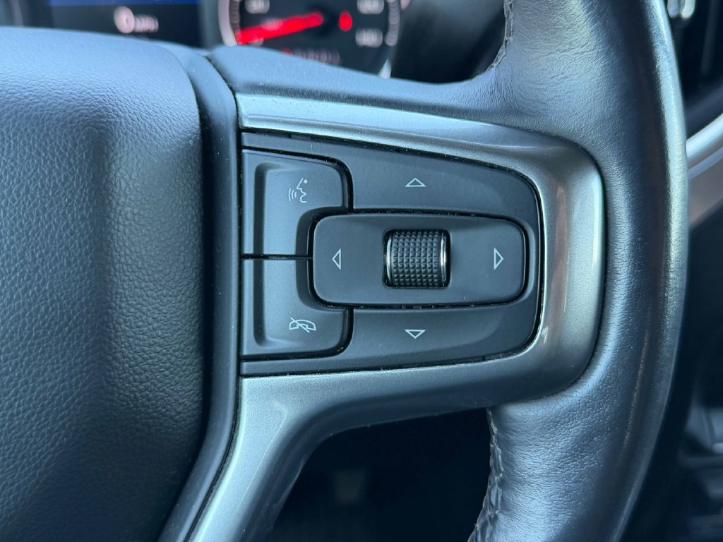 Used 2022 Chevrolet Silverado 1500 LT Trail Boss w/ LT Trail Boss Premium Package AWD/4WD image 38