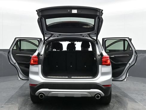Used 2021 BMW X1 xDrive28i w/ Convenience Package AWD/4WD image 25