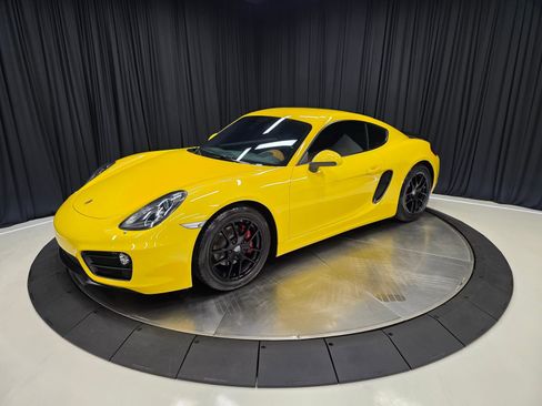 Used 2015 Porsche Cayman image 9