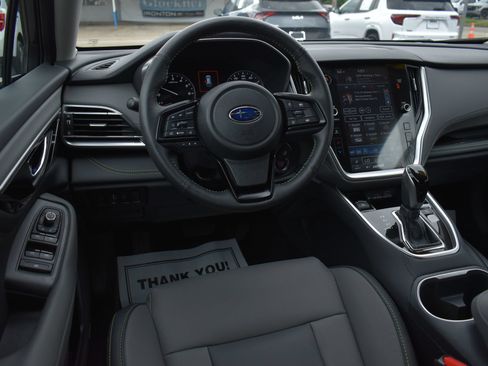 Used 2024 Subaru Outback Onyx Edition XT AWD/4WD image 18