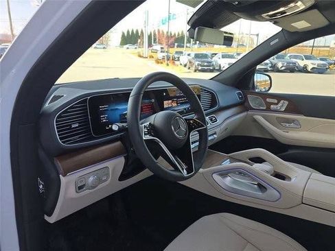 Certified 2025 Mercedes-Benz GLE 450 4MATIC image 26