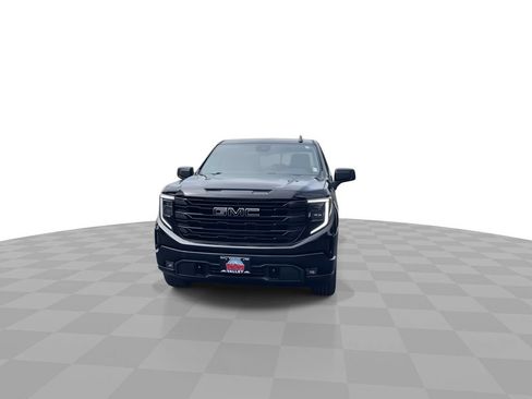 Used 2023 GMC Sierra 1500 Elevation AWD/4WD image 3