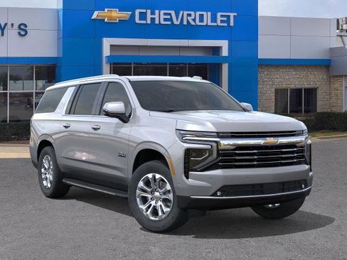 New 2026 Chevrolet Suburban LT w/ Comfort Package image 33