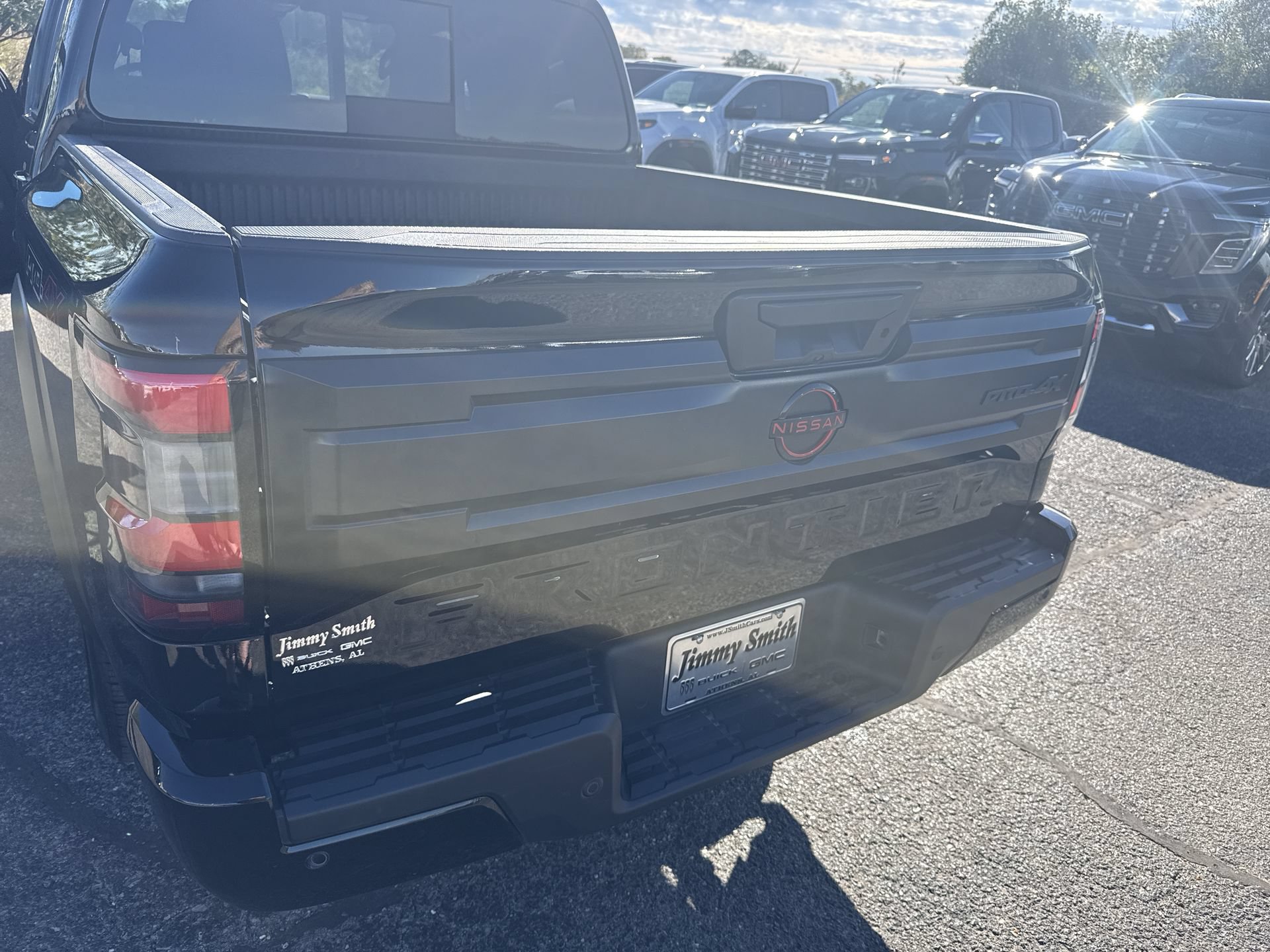 Used 2026 Nissan Frontier PRO-4X AWD/4WD image 33
