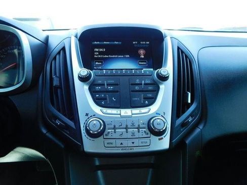 Used 2014 Chevrolet Equinox LT w/ Power Convenience Package image 39