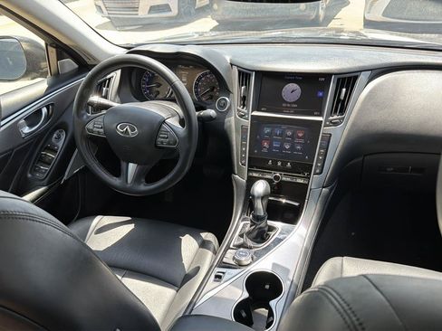 Used 2017 INFINITI Q50 3.0t Premium RWD image 18