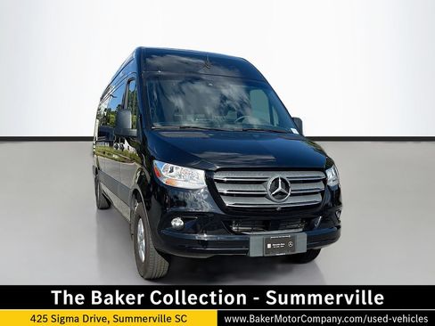 Used 2024 Mercedes-Benz Sprinter 2500 image 1