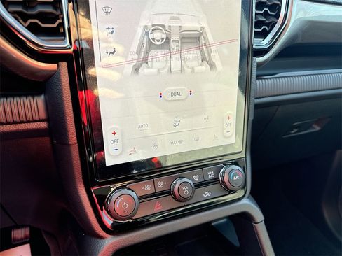 New 2025 Ford Ranger XLT w/ Equipment Group 301A High image 16