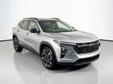 Used 2024 Chevrolet Trax RS w/ Sunroof Package image 3