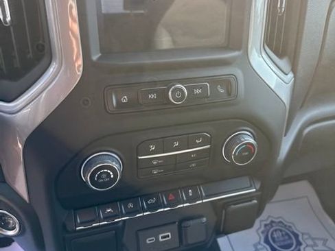 Used 2025 Chevrolet Silverado 1500 Custom AWD/4WD image 19