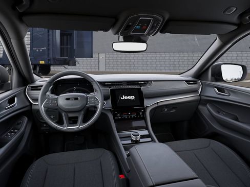 New 2026 Jeep Grand Cherokee Laredo AWD/4WD image 14