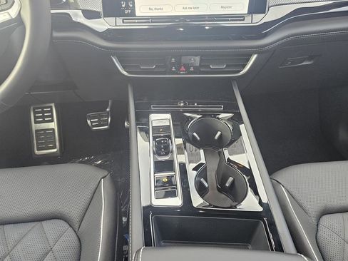 New 2026 Volkswagen Atlas Cross Sport SEL Premium R-Line image 19