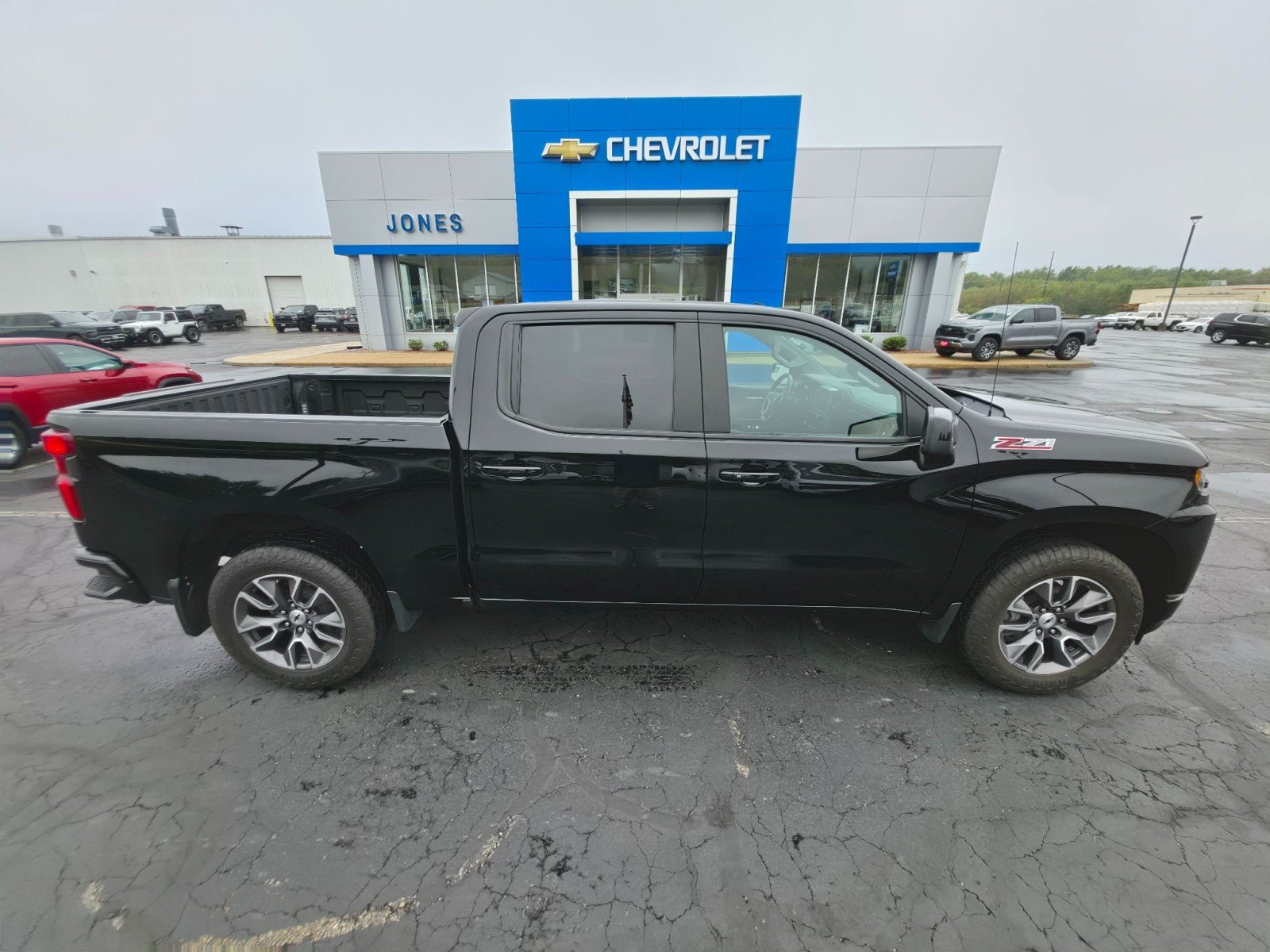 Used 2020 Chevrolet Silverado 1500 RST AWD/4WD image 6
