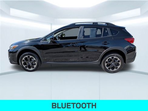 Used 2023 Subaru Crosstrek 2.0i Premium image 2