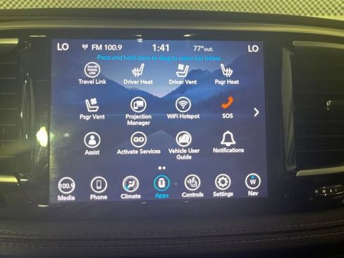 Used 2020 Chrysler Pacifica Limited FWD image 25