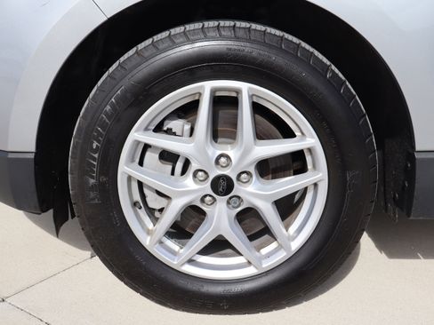 Used 2024 Ford Edge SEL w/ Convenience Package image 31