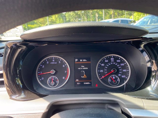Used 2022 Kia K5 LXS image 14