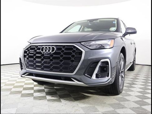 Used 2022 Audi Q5 2.0T Premium Plus AWD/4WD image 3