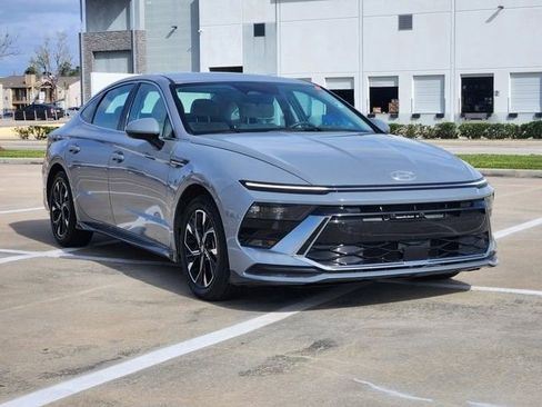 Used 2024 Hyundai Sonata SEL image 3