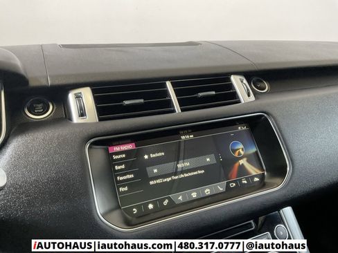 Used 2017 Land Rover Range Rover Sport HSE image 30